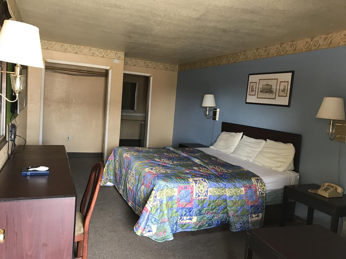 Deluxe Inn Kilgore Exterior photo