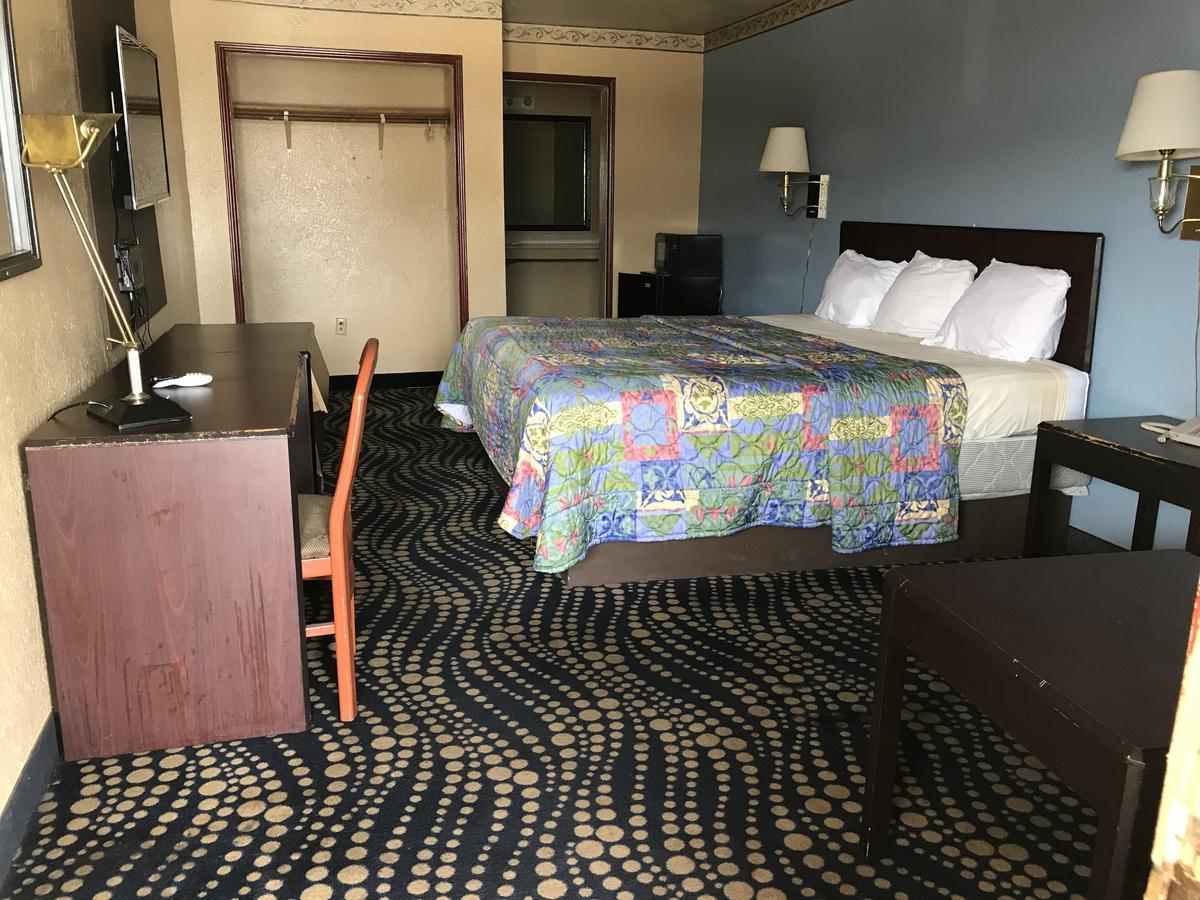 Deluxe Inn Kilgore Exterior photo